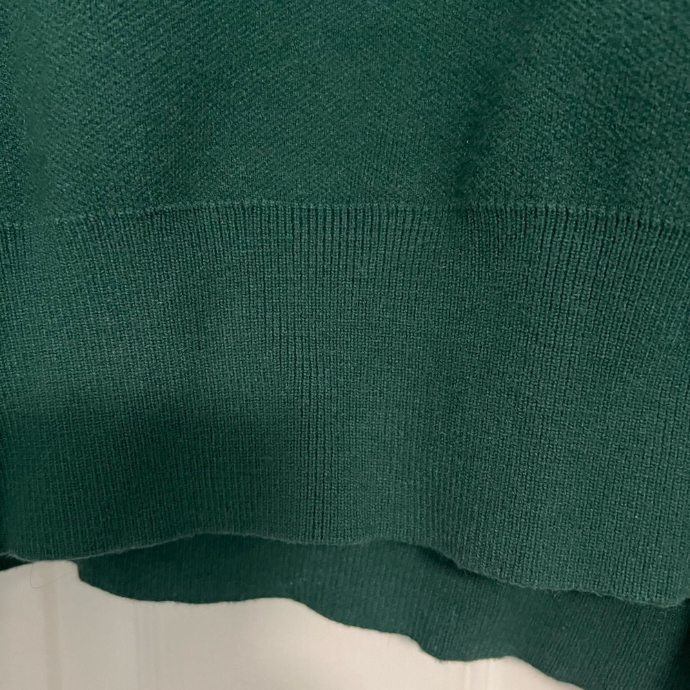 Women’s Cropped Hoodie - Picture 4 of 7